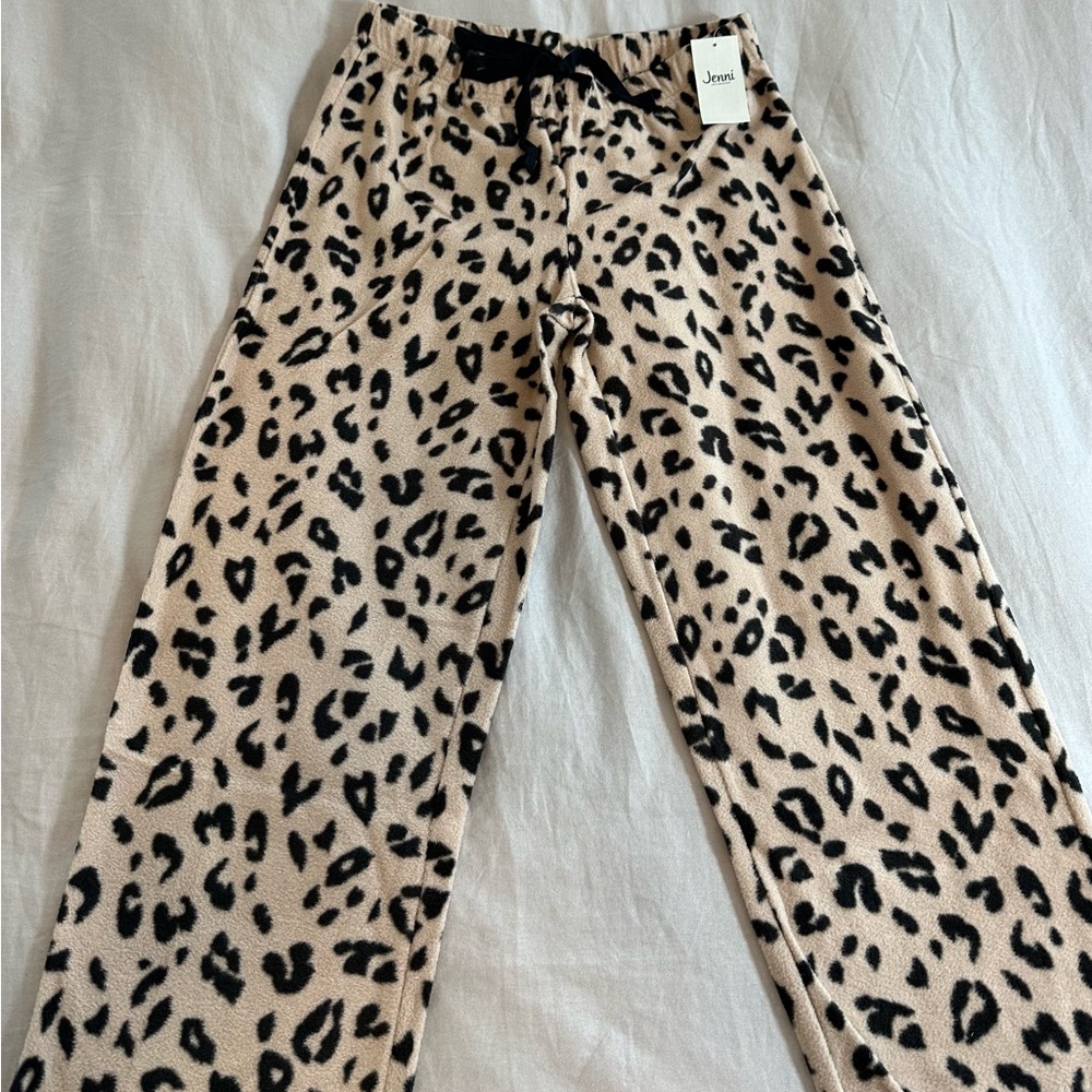 Pajamas Set - Picture 4 of 10